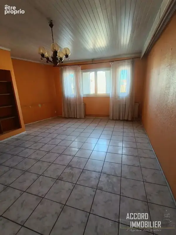 Appartement t3 - 89.51m2 + cave- beziers centre ville - photo 1