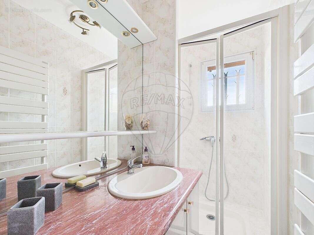 Maison à LES MATHES