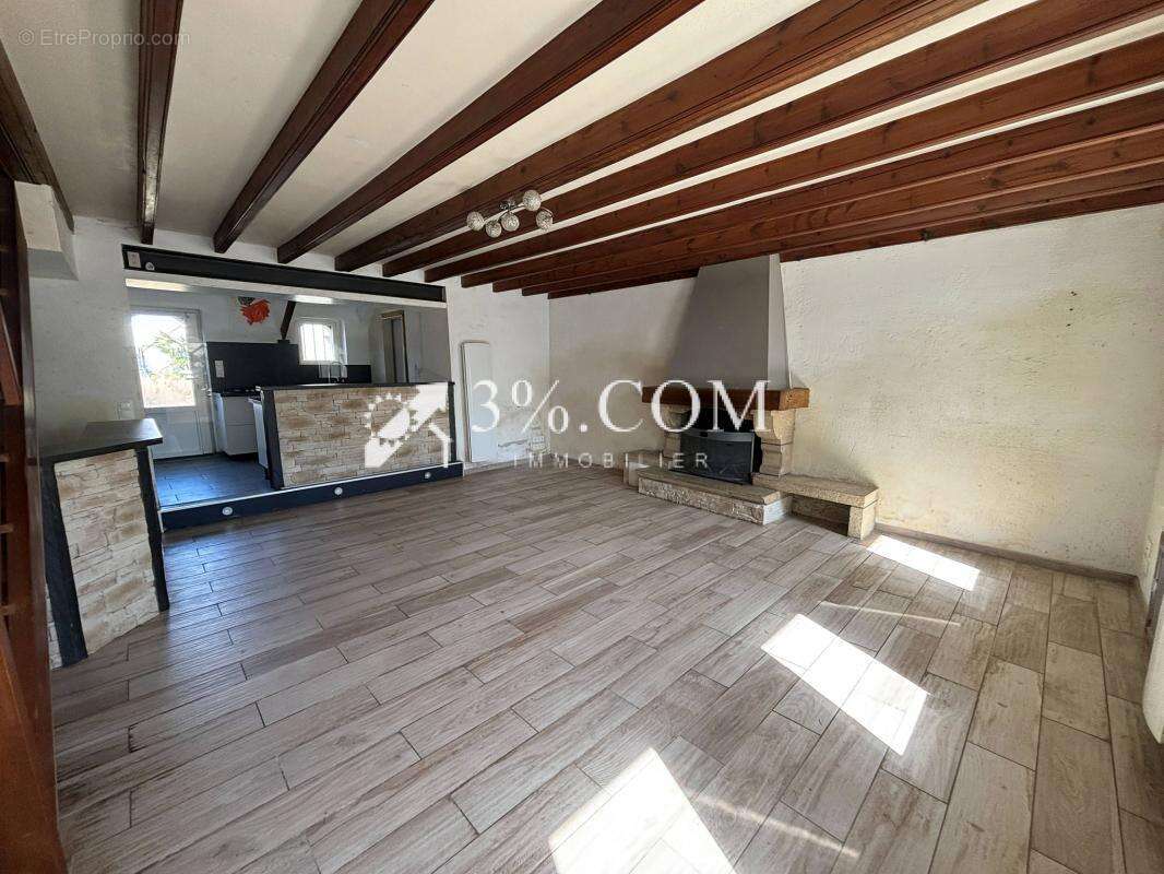 Maison à SAINT-LYPHARD