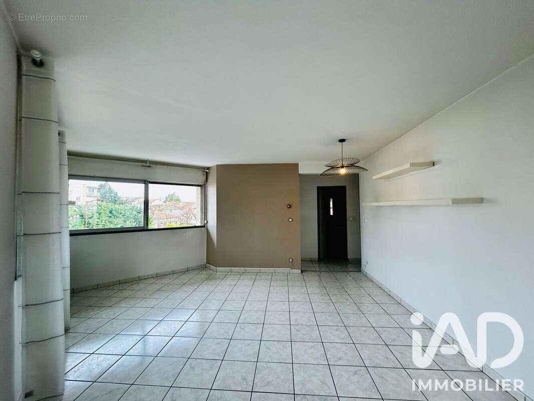 Photo 2 - Appartement à RAMONVILLE-SAINT-AGNE
