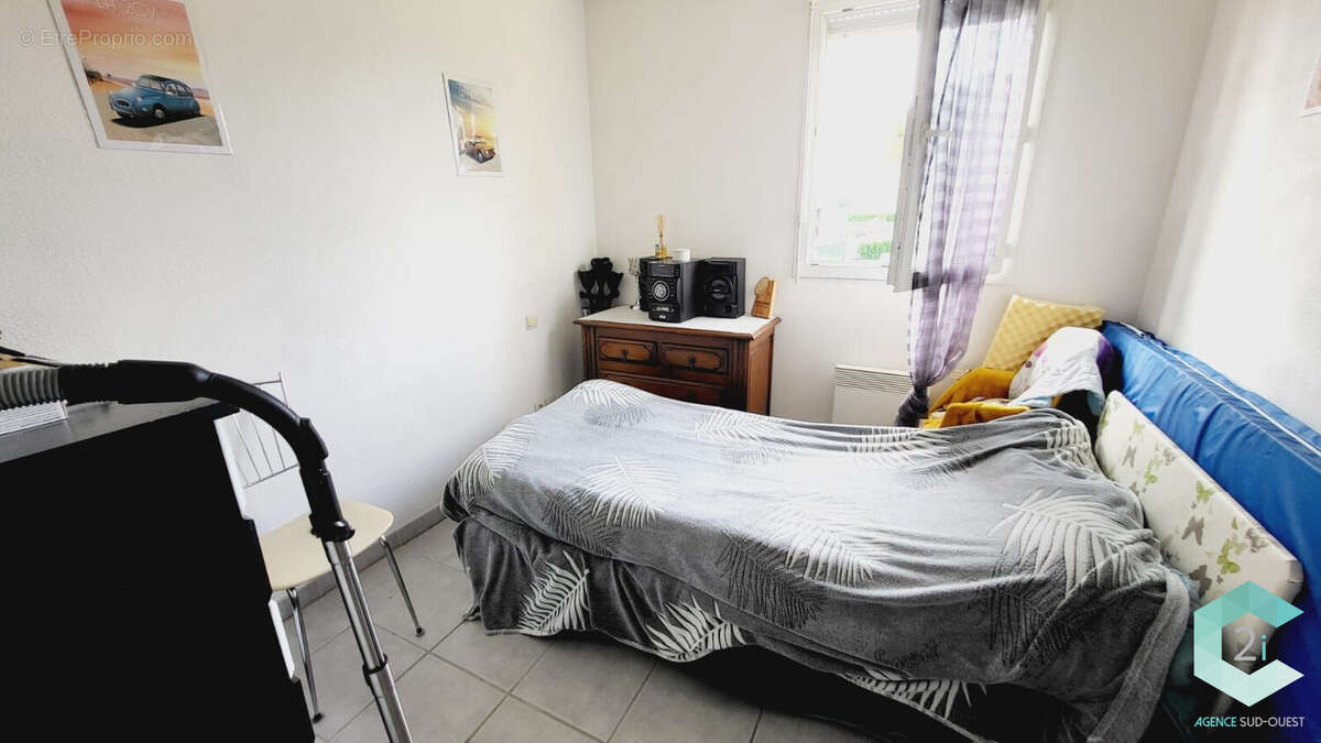 Appartement à CAZERES