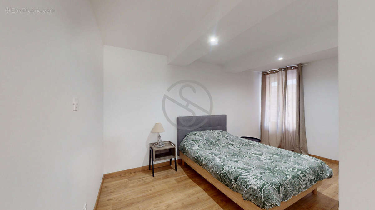 Appartement à LA COTE-SAINT-ANDRE