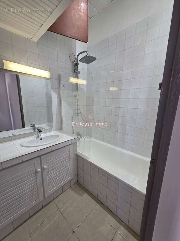 Appartement à MARSEILLE-2E