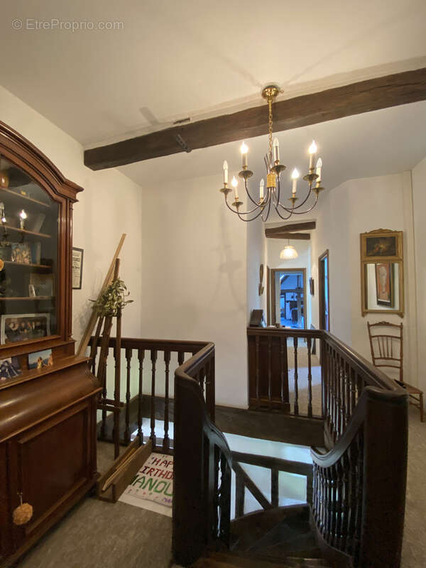 Maison à AIX-EN-OTHE