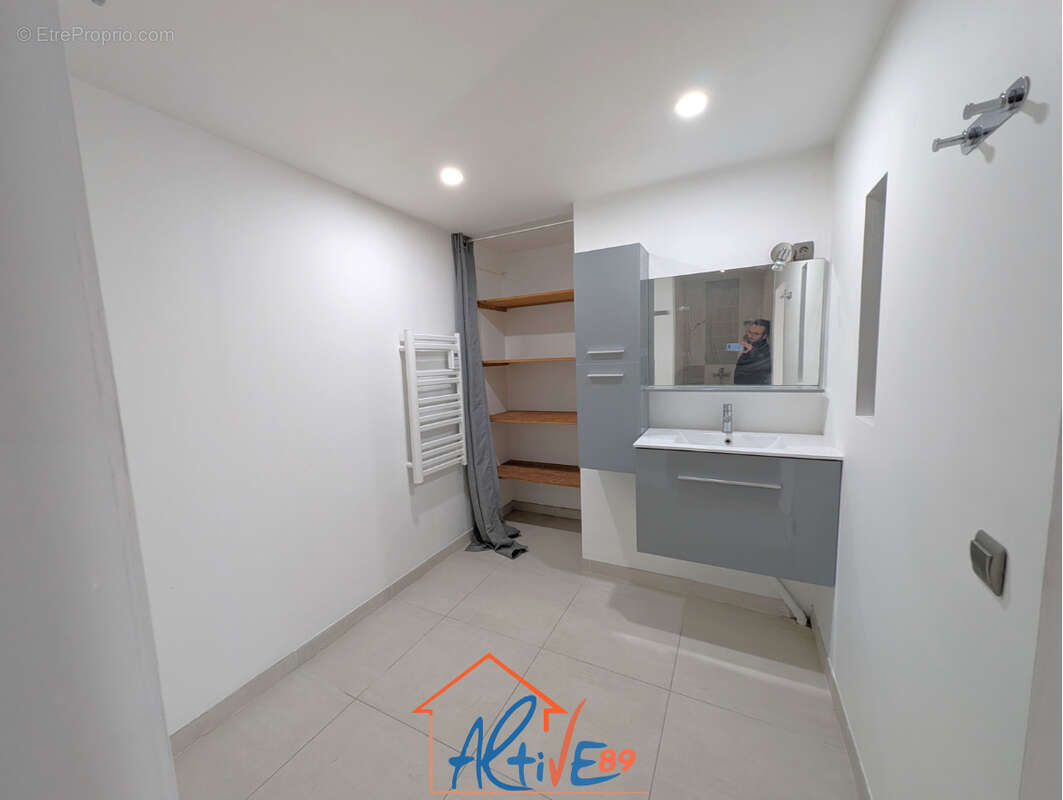 Maison à FLEURY-LA-VALLEE