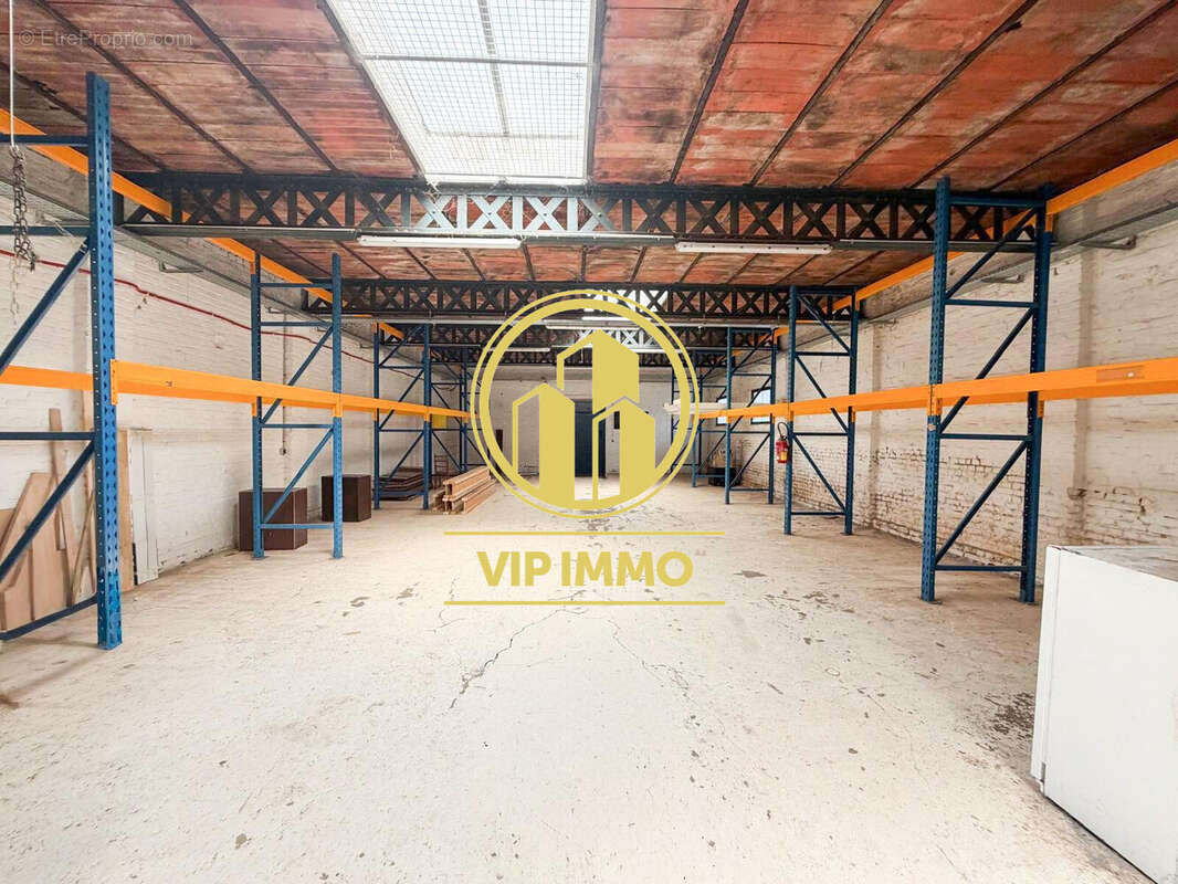 Commerce 300 m² à Linselles  - photo 3