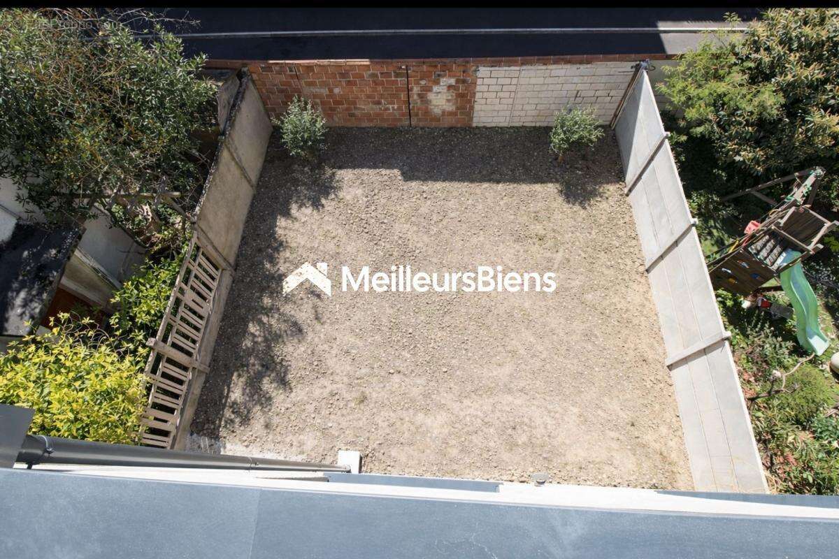 Maison à SAINT-MAUR-DES-FOSSES