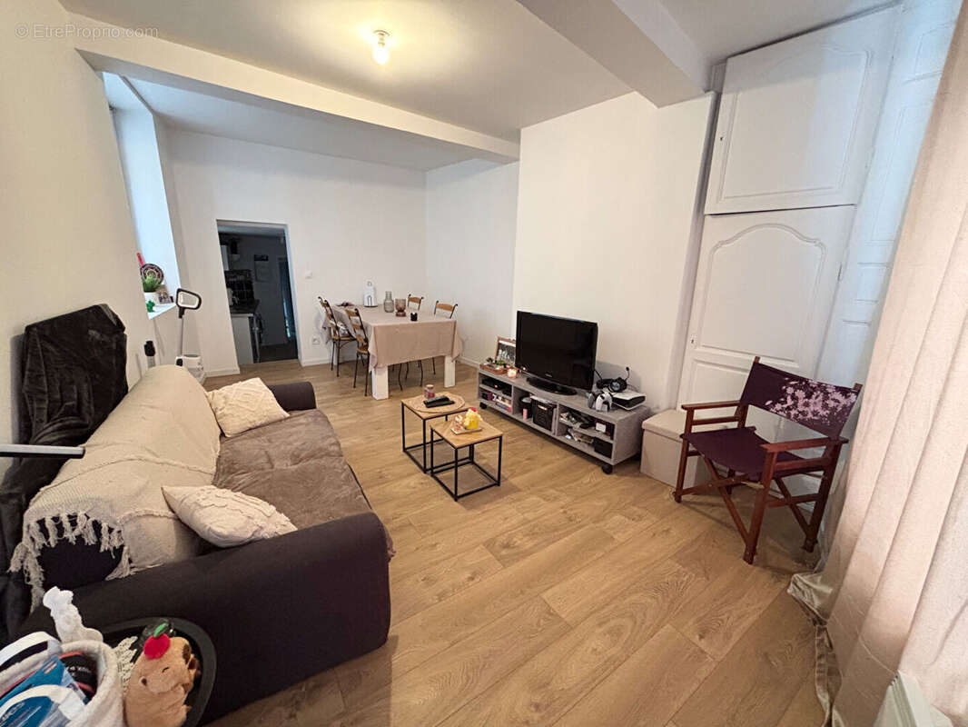 Appartement à GUISE