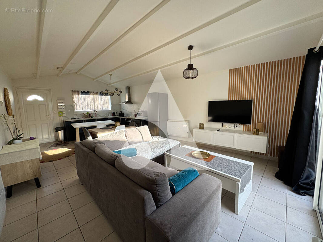 Maison à NIEUL-SUR-MER