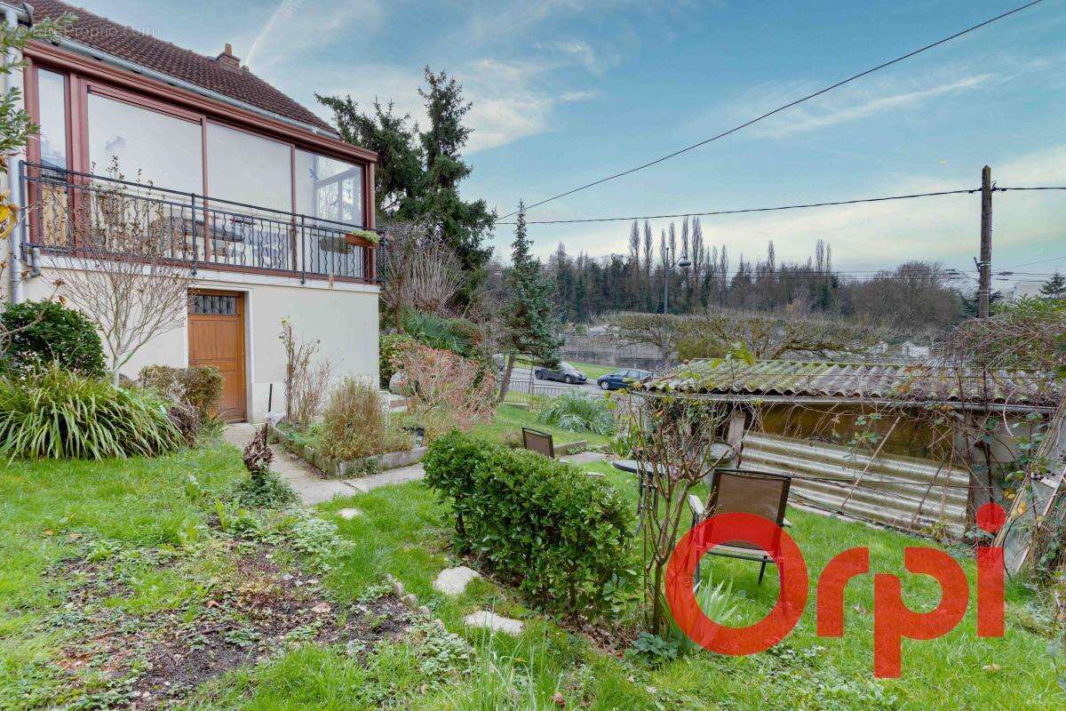 Maison à CLICHY-SOUS-BOIS