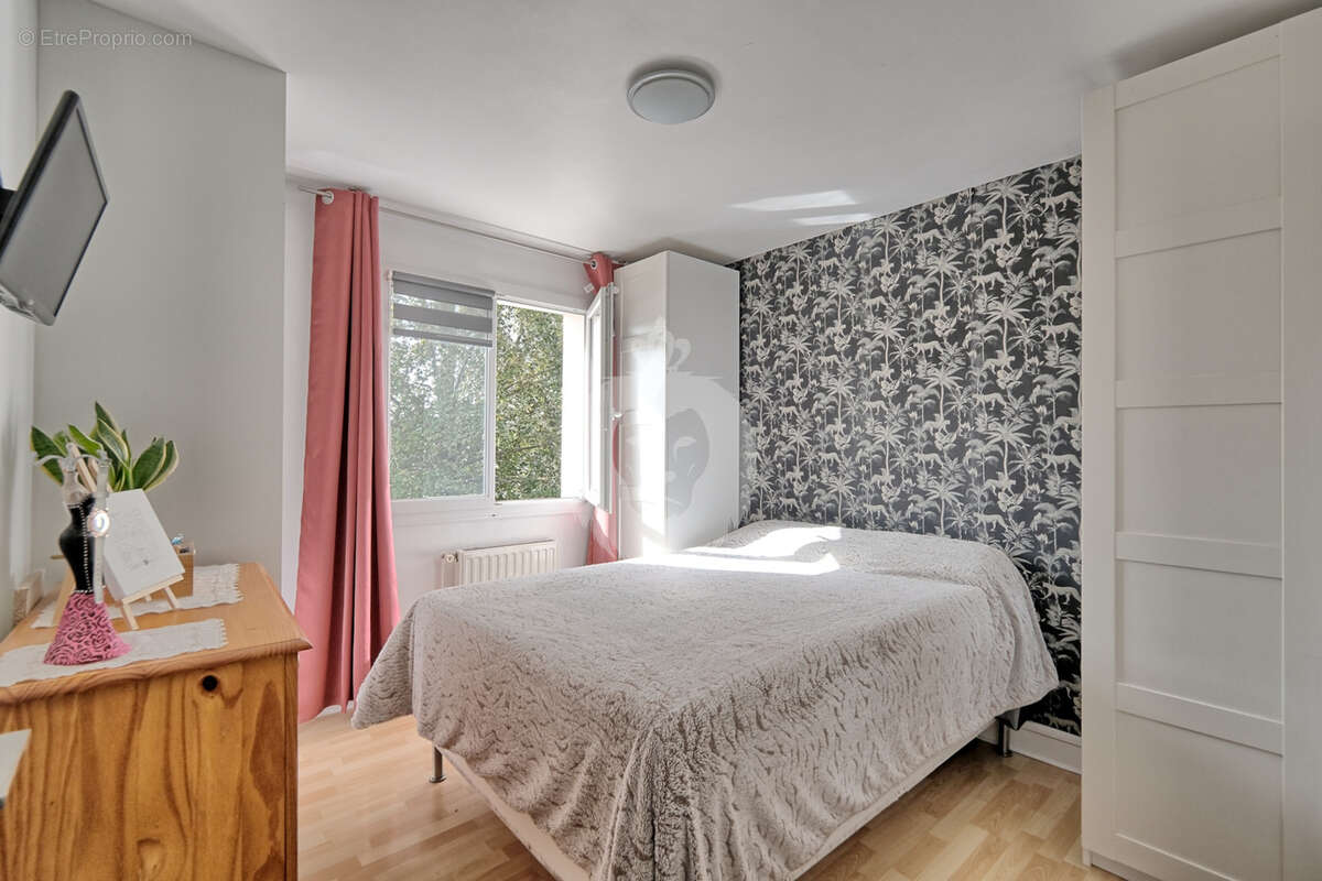 Appartement à SAINT-MAUR-DES-FOSSES