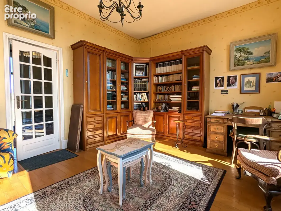 INDRE - Presbytère historique de 5 chambres situé dans le Parc national de la Brenne. - photo 4