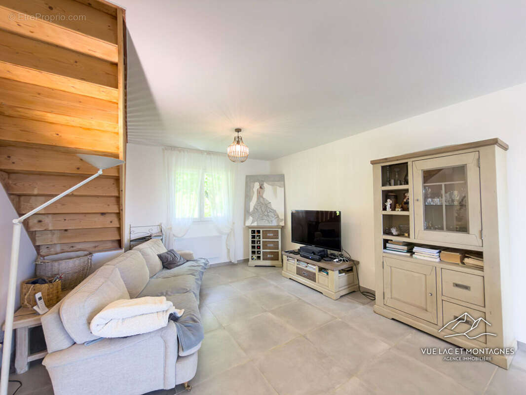 Maison à MARIN