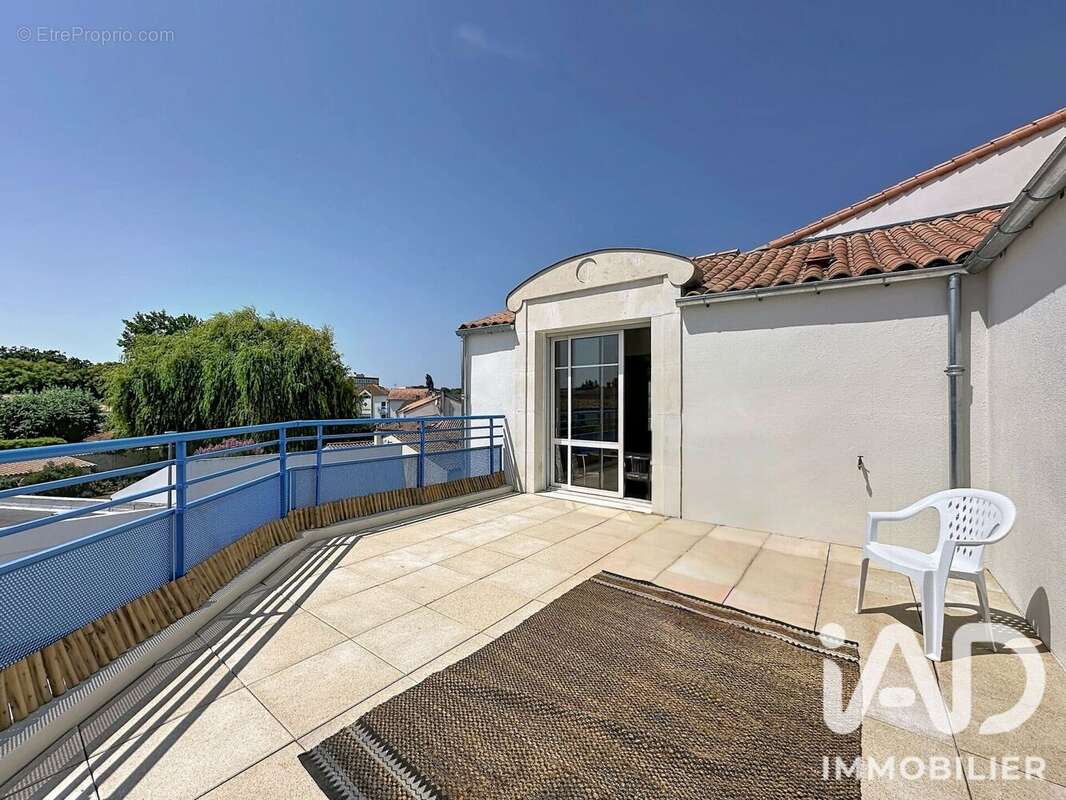 Appartement 88 m² à La Rochelle  - photo 3