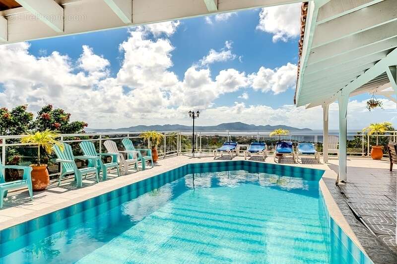 Maison à SCHOELCHER