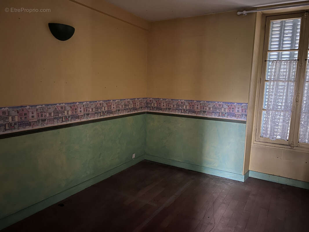Maison 150 m² à Brie-Comte-Robert  - photo 11