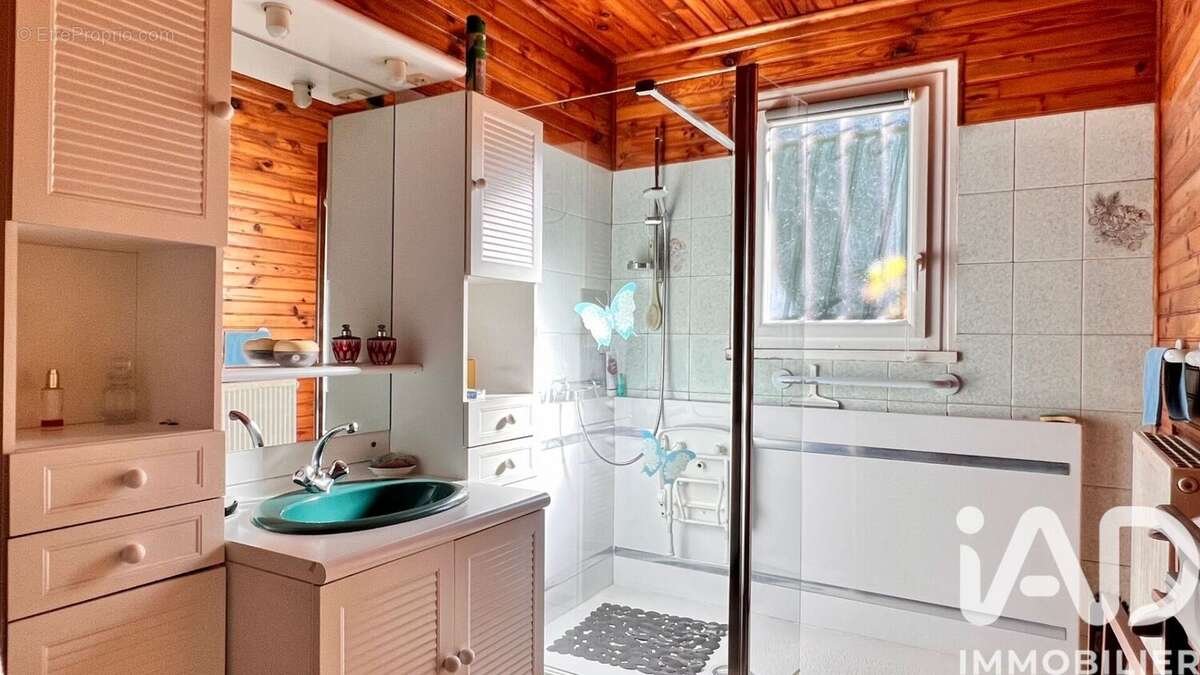 Photo 8 - Maison à VERT-SAINT-DENIS