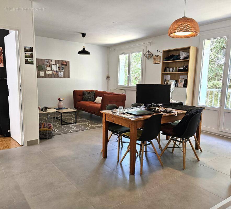 Appartement à BOURGOIN-JALLIEU
