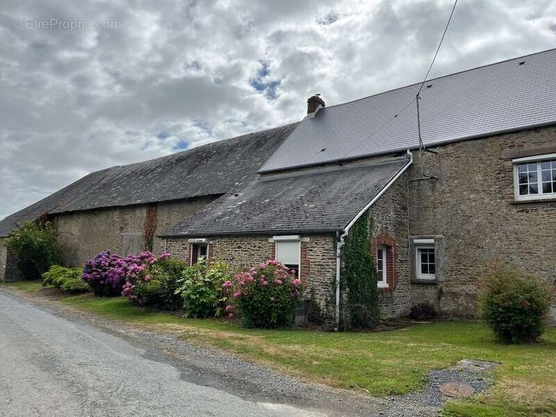 Maison à AUNAY-SUR-ODON