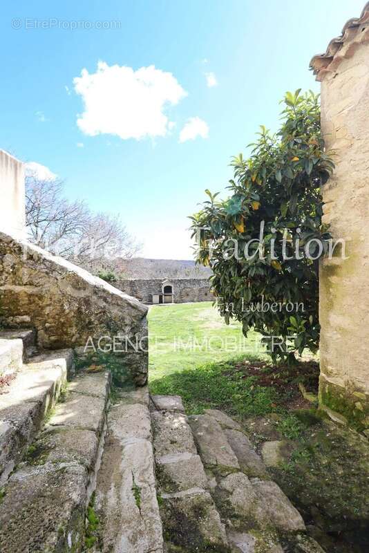 Maison à SAINT-MARTIN-DE-CASTILLON