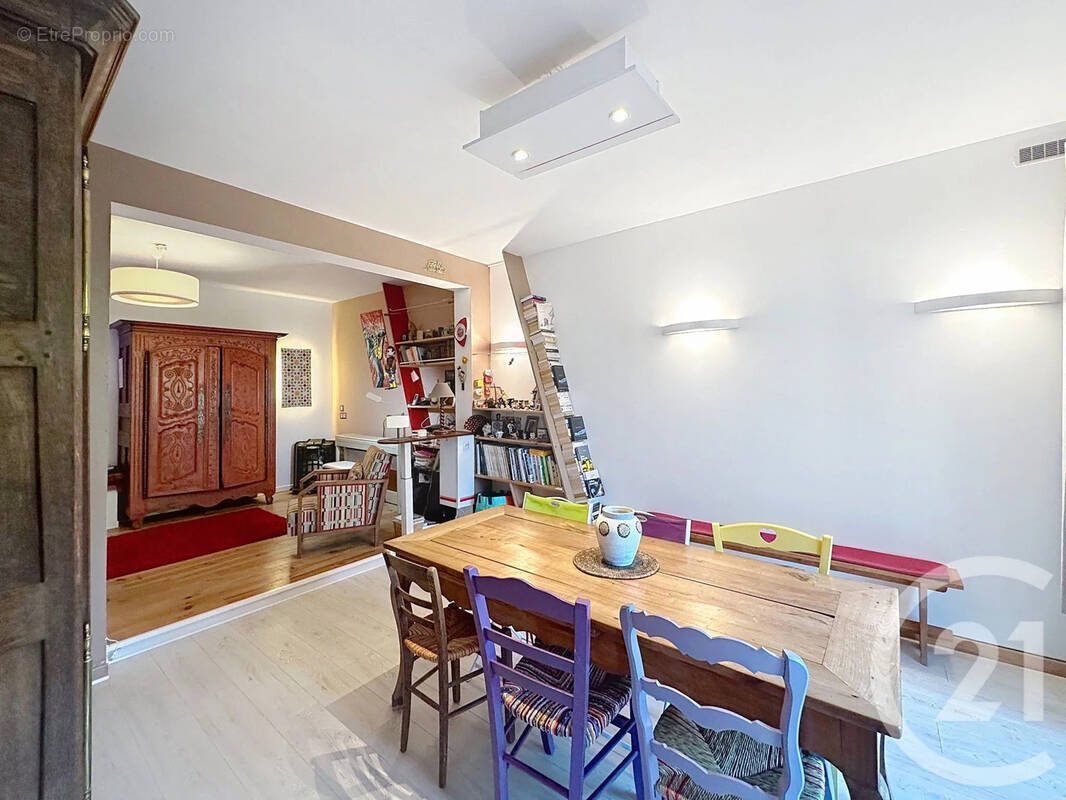 Maison à VELONE-ORNETO