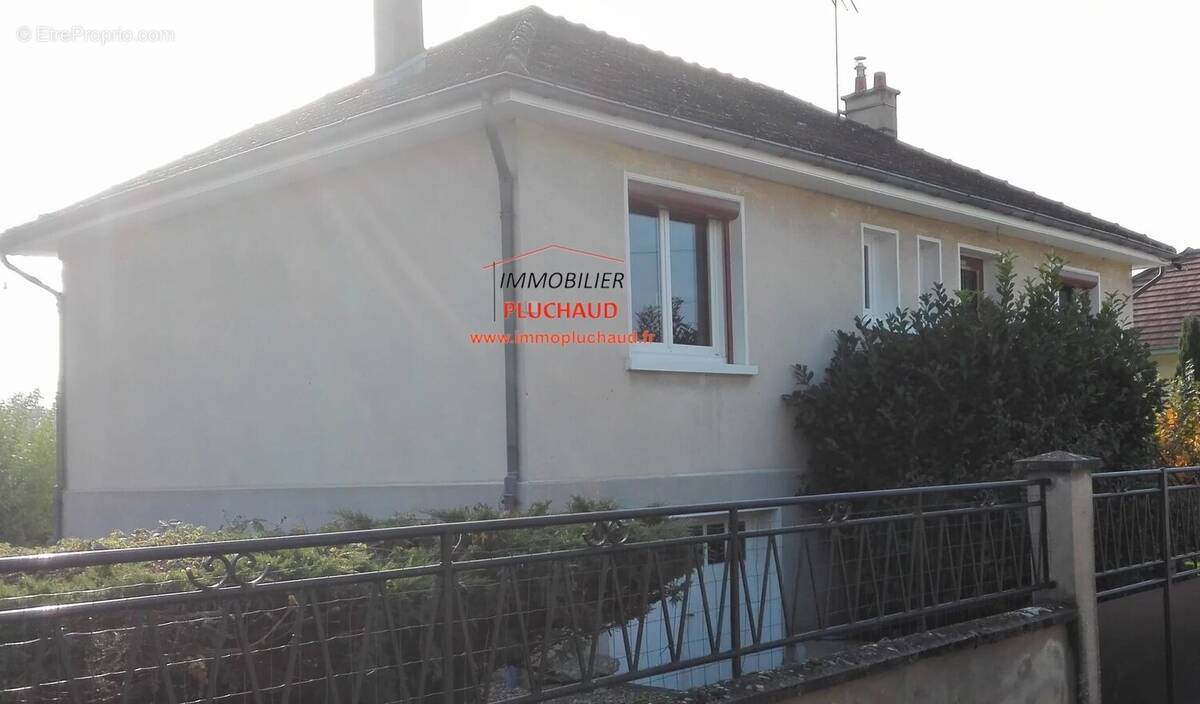 Maison à PARAY-LE-MONIAL