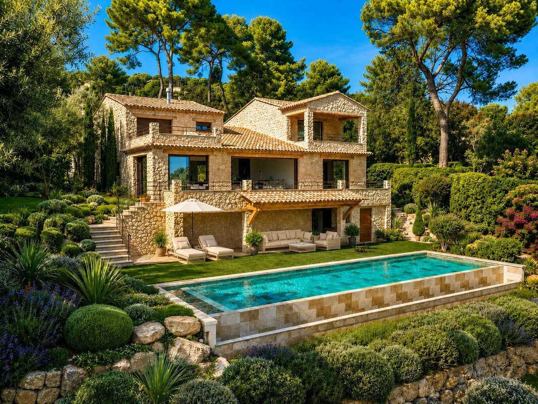 Maison 297 m² à Saint-Paul  - photo 3