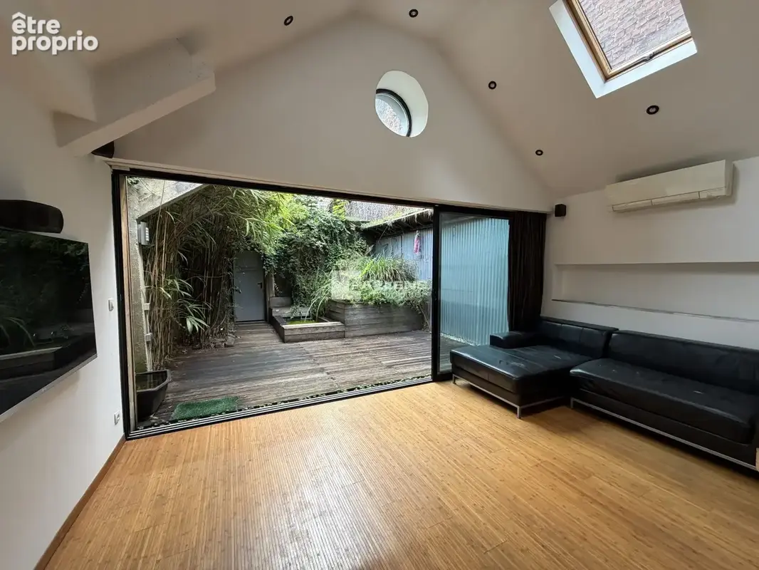 Appartement 4 pièces 125 m² à vendre à Lille (59000) - photo 2