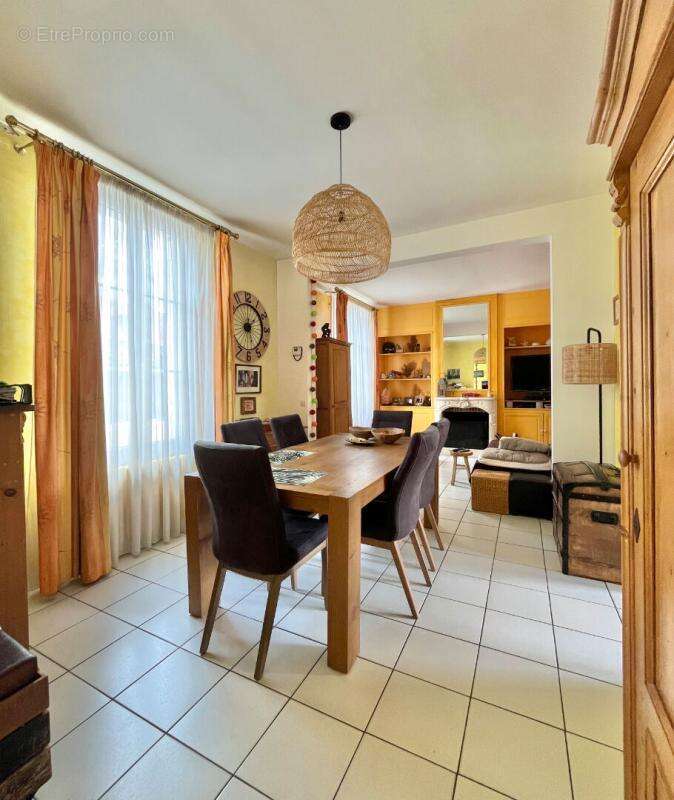 Maison à COMPIEGNE