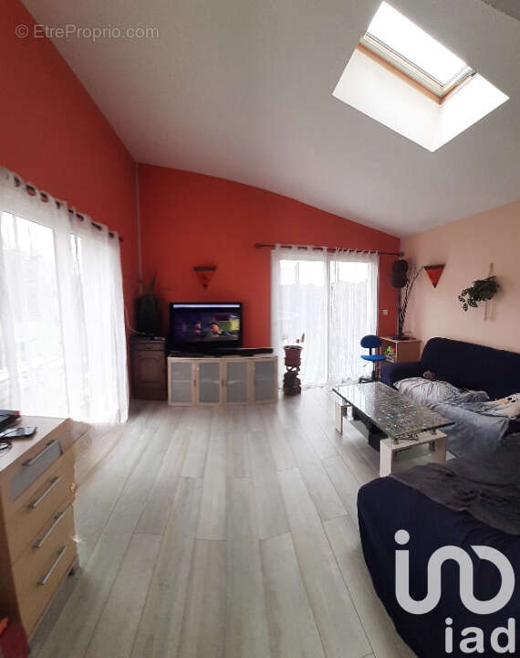 Maison 104 m² à Bressuire  - photo 5