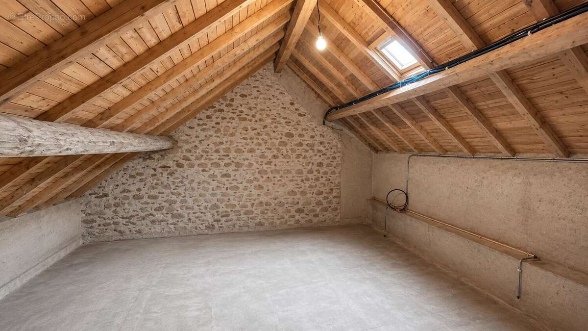 Maison à CHEZELLE
