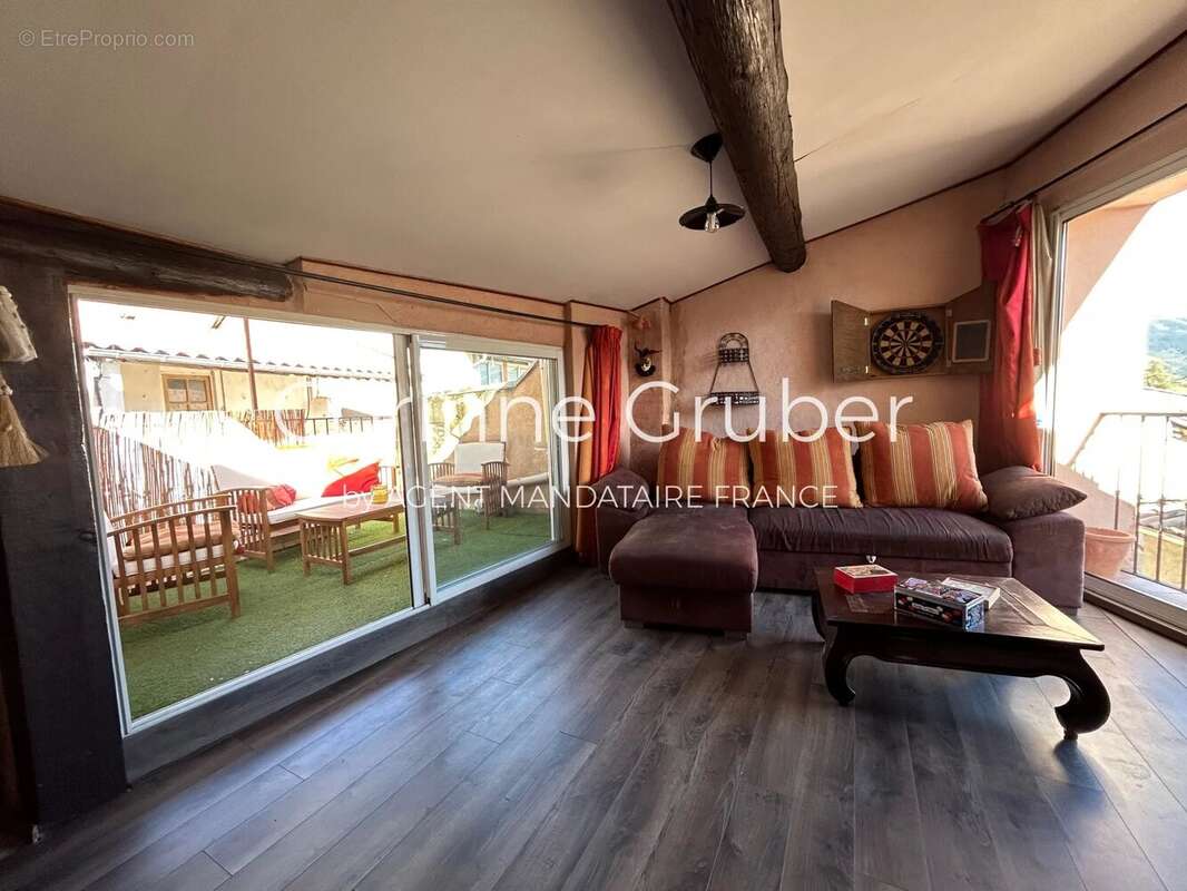 Appartement à MEZEL