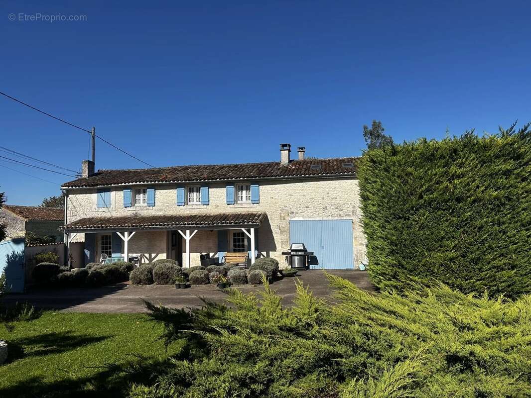 Maison à PONS