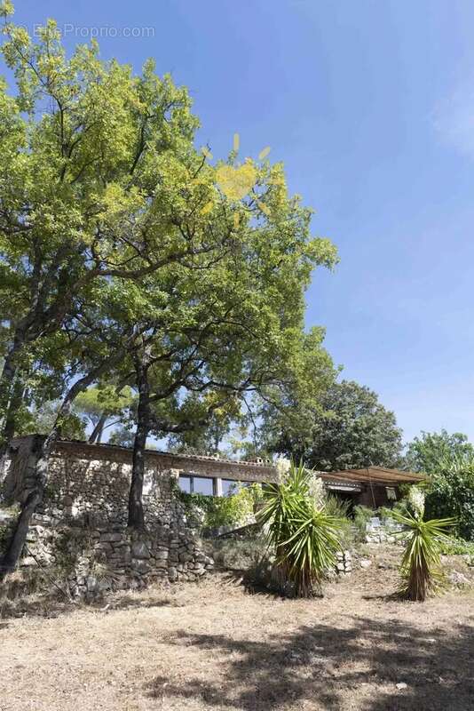 Maison à CALLAS