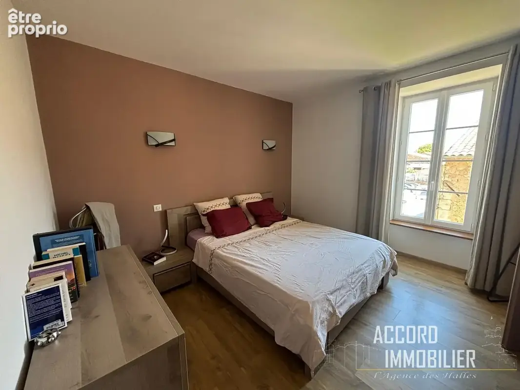 Puisserguier!! Superbe maison de 278 m2 avec piscine et  appartement T3  indépendant - photo 8