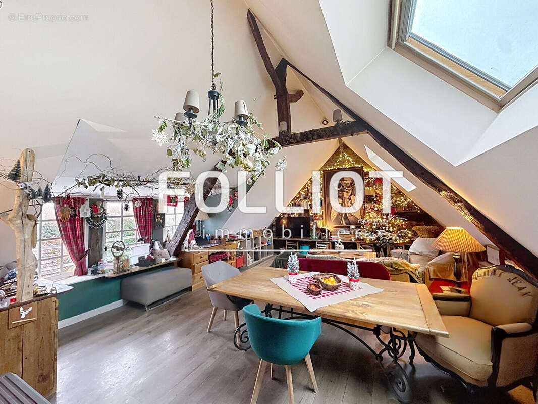 Maison à SAINT-PAIR-SUR-MER