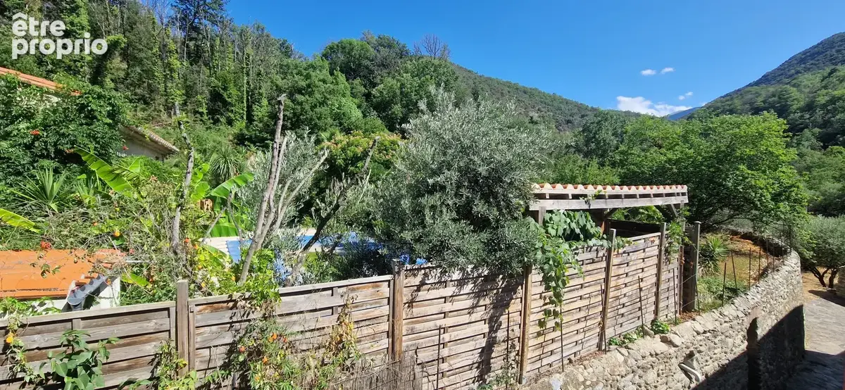 A finestret, maison de village sud 2 faces avec cour dans un cadre nature - photo 6