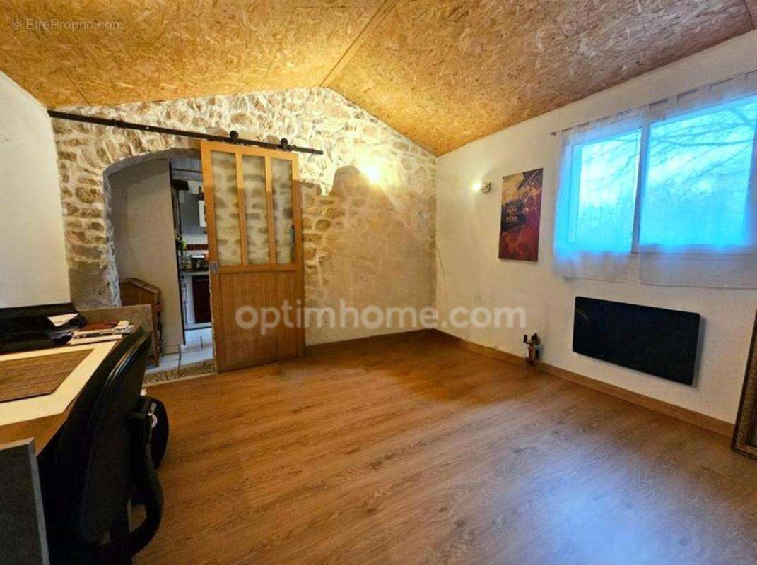 Maison plain-pied, 80 m², deux chambres au cœur du quartier de Saint cybard. ANGOULEME (16) - photo 6