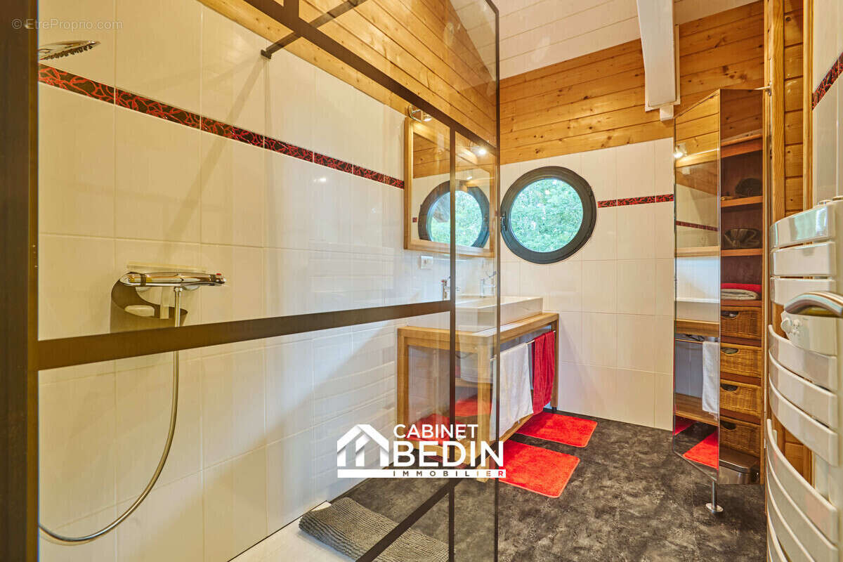 Maison 250 m² à Langon  - photo 5