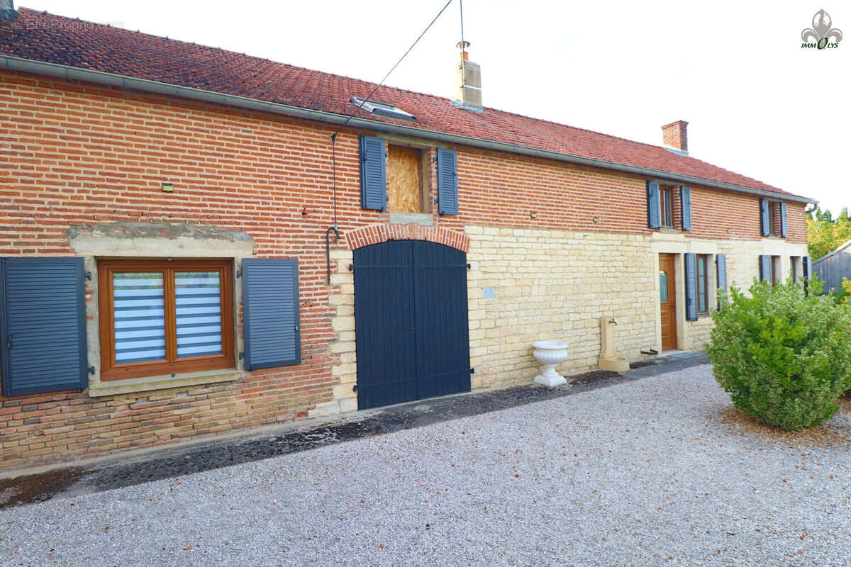 Maison à SEURRE