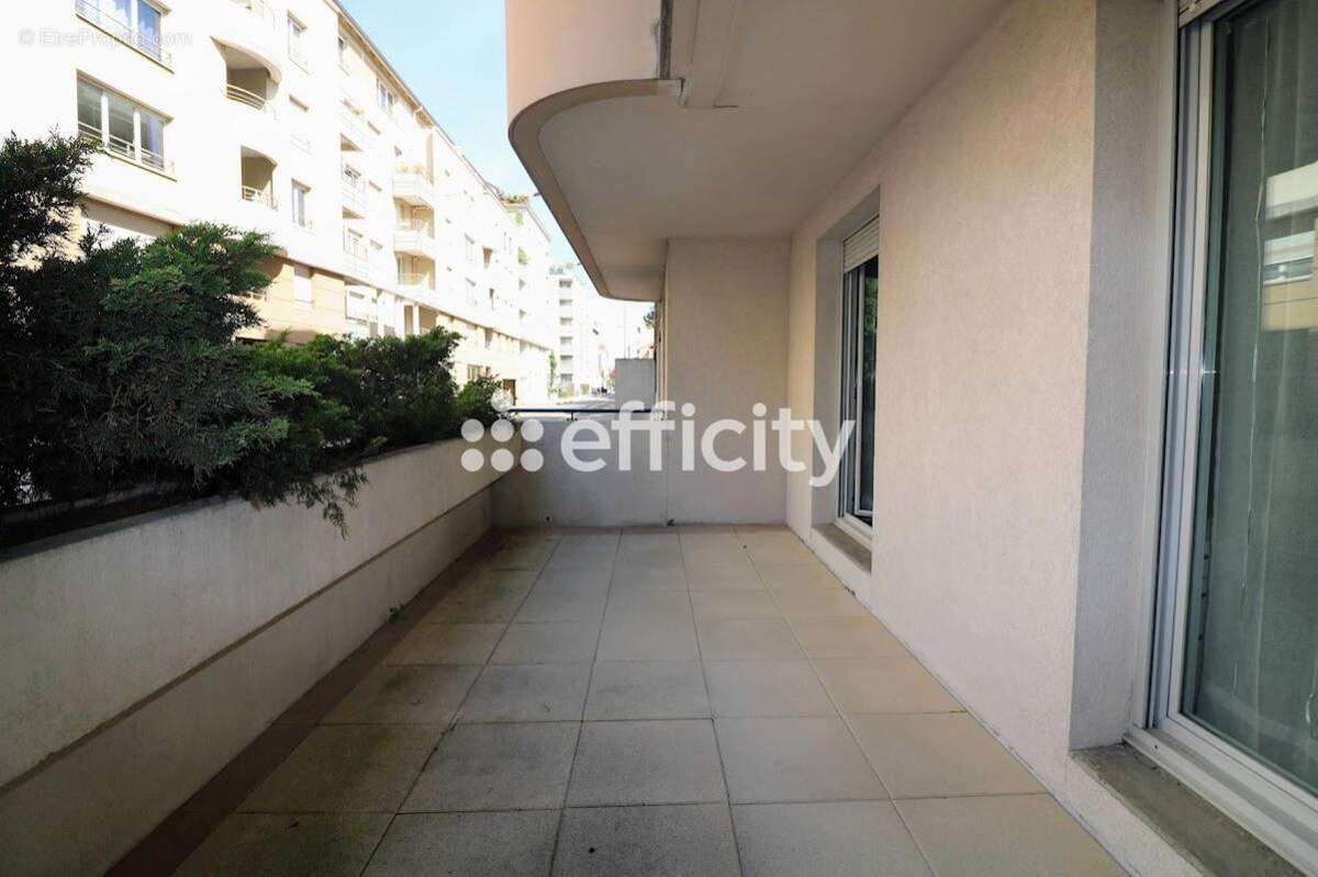 Appartement à VILLEURBANNE