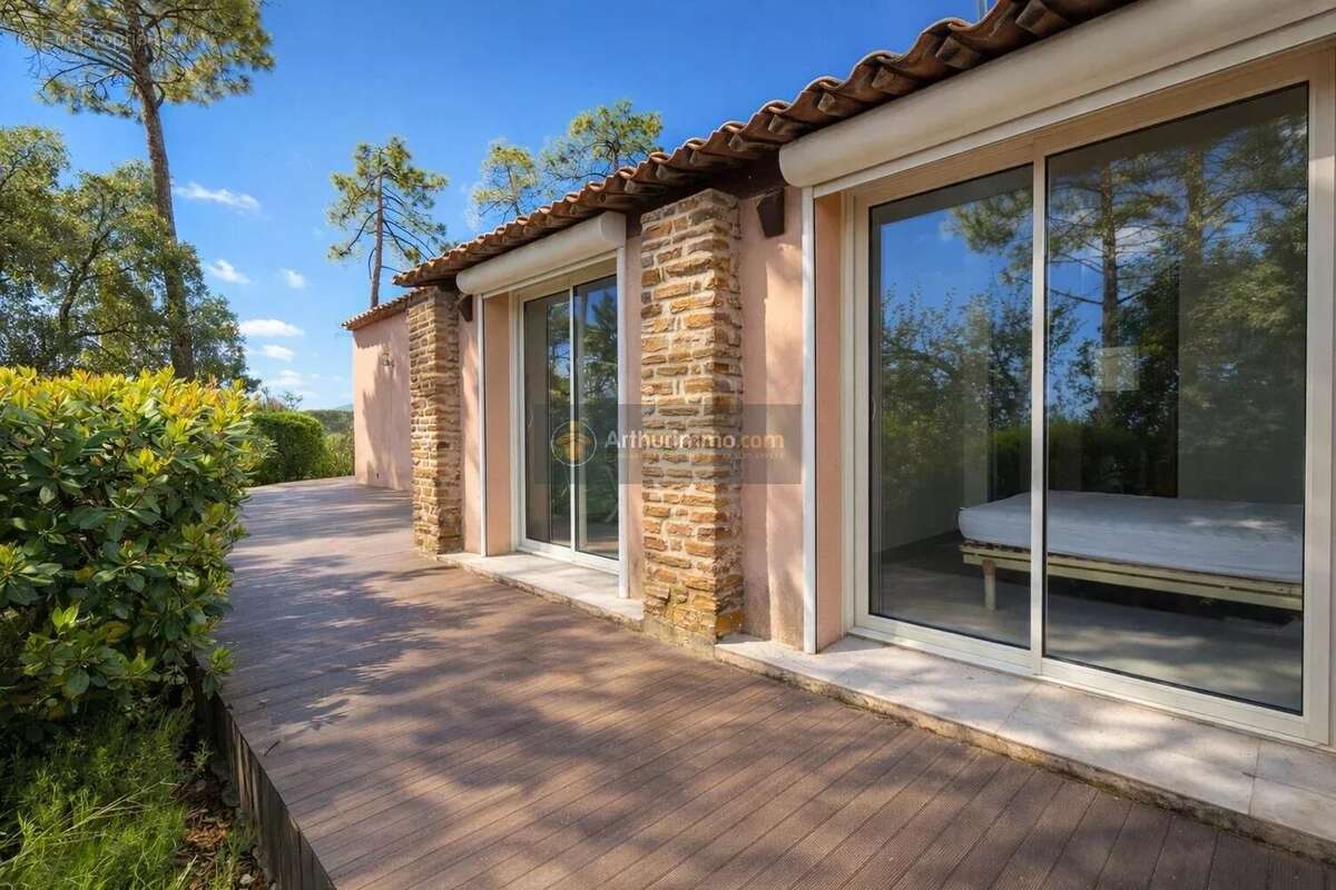 Maison à FREJUS