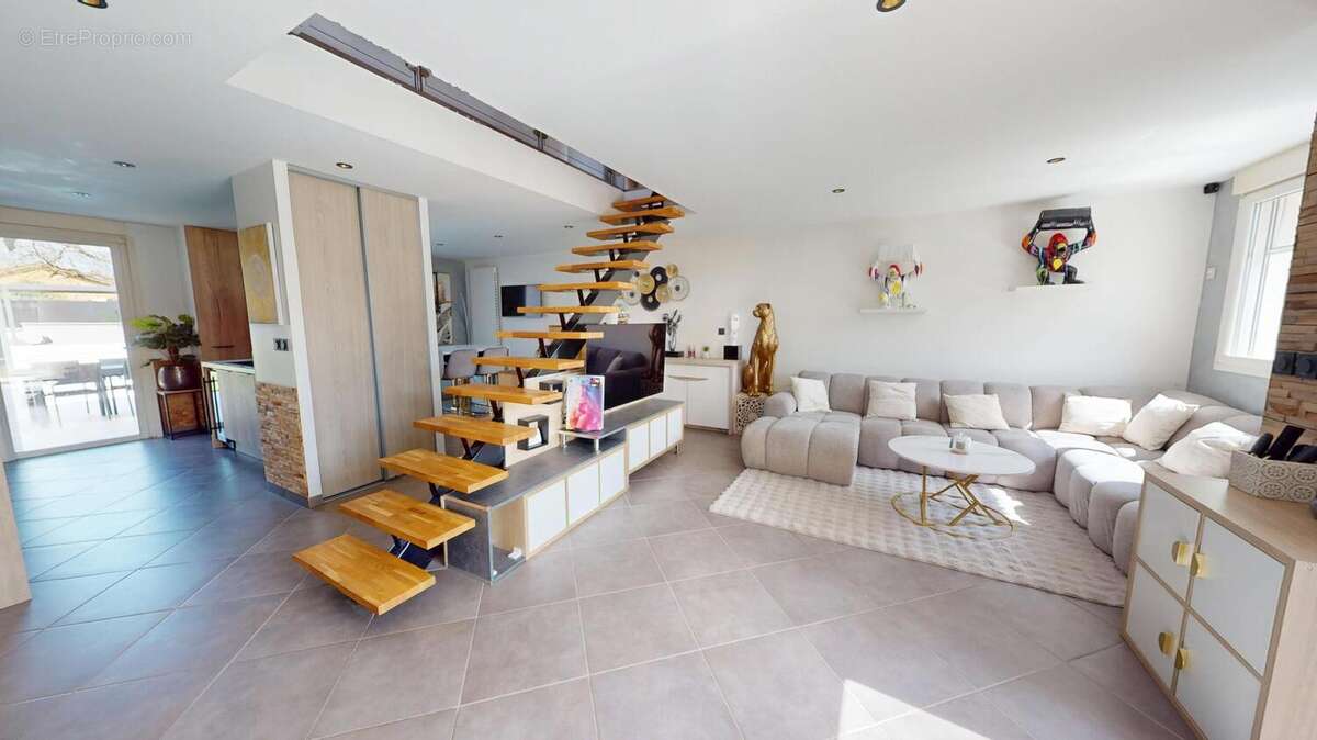 Photo 3 - Maison à L'ISLE-D'ABEAU