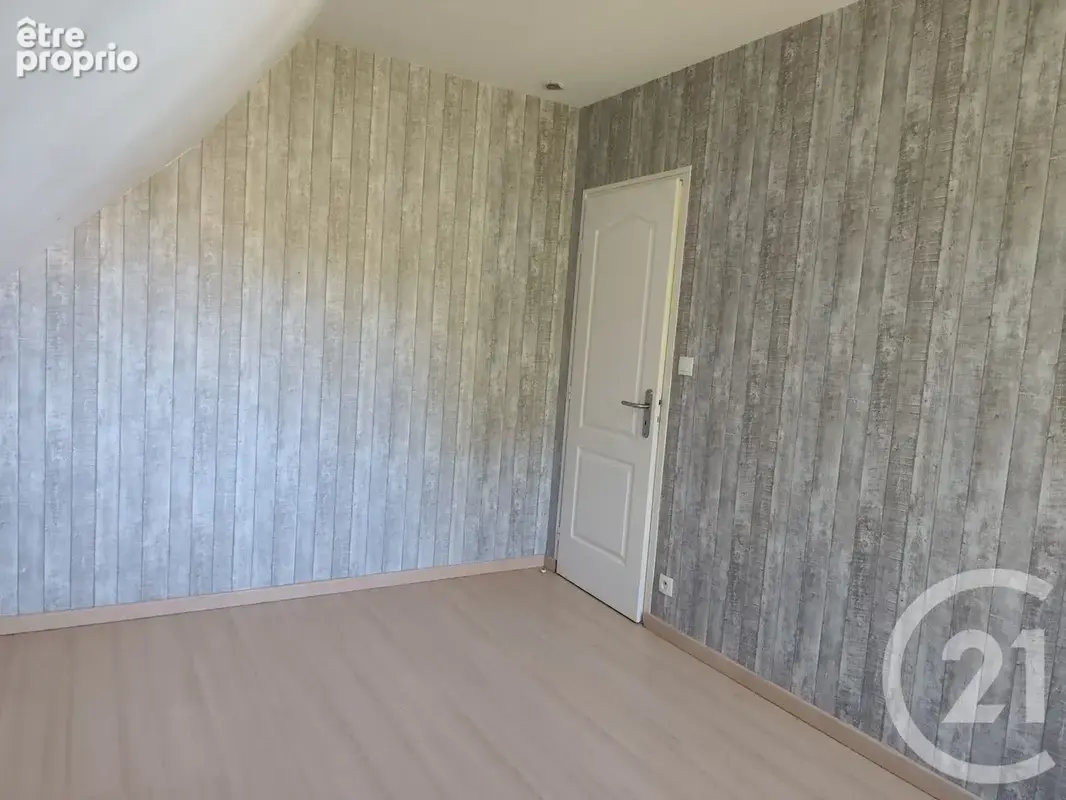 Maison 94 m² à Nassandres  - photo 11
