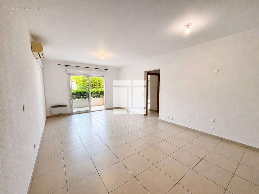 Appartement à SAN-NICOLAO