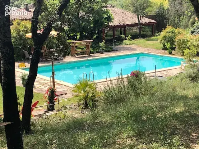 Photo Maison à Saint-Hippolyte-Du-Fort au prix de 1 195 000€