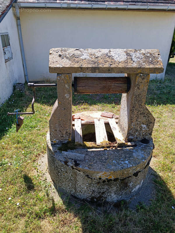 Maison à PRECY