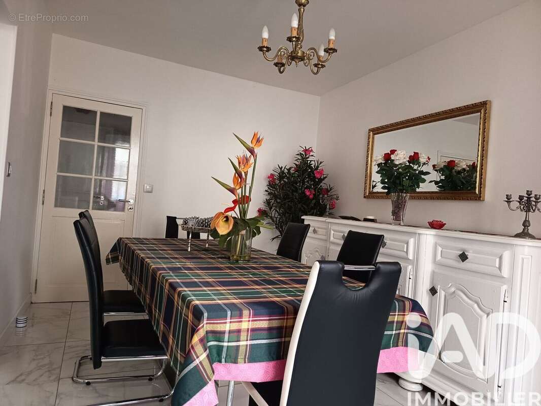 Photo 2 - Maison à MEREVILLE