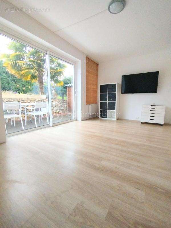 Maison à DAMMARIE-LES-LYS