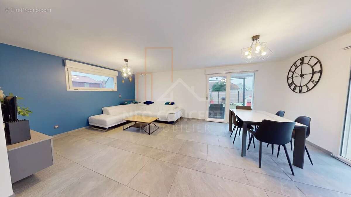 Maison à ROPPENHEIM